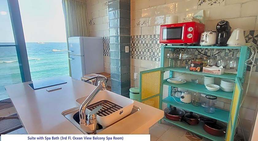 Seaside Pension