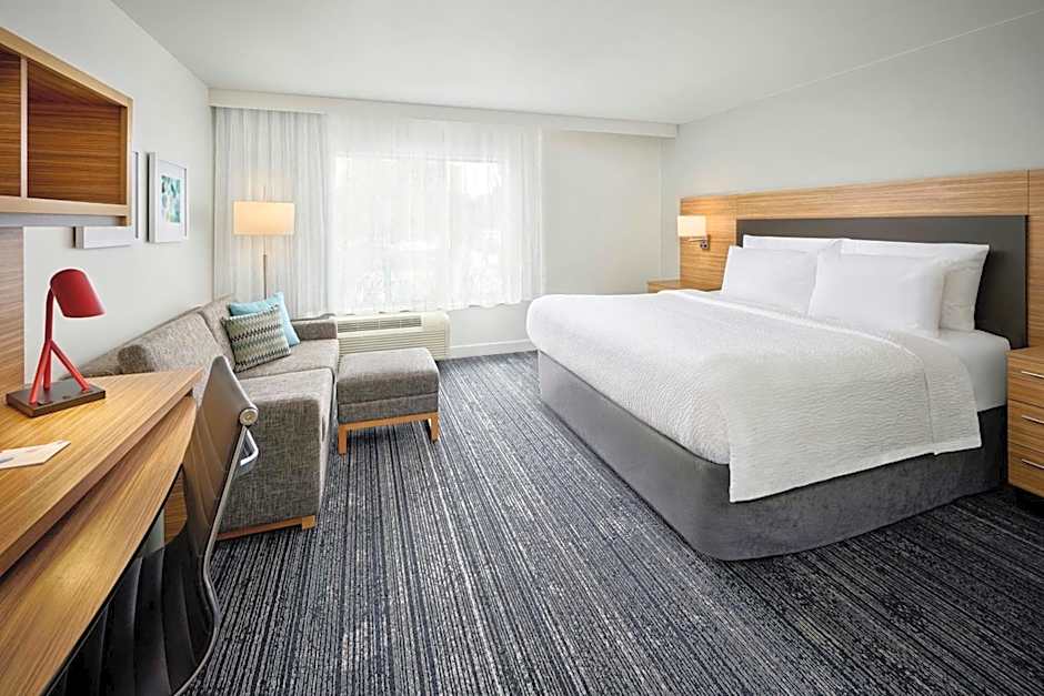 TownePlace Suites by Marriott Ottawa Kanata