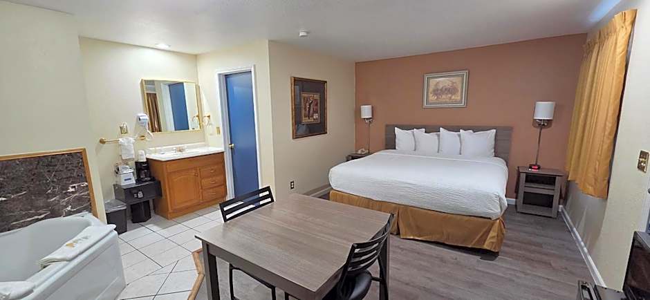 Travelodge by Wyndham Wenatchee