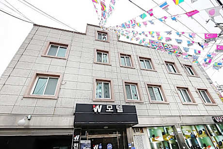 Jecheon W