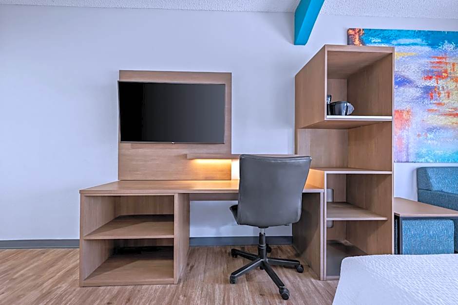 MainStay Suites Decatur River City