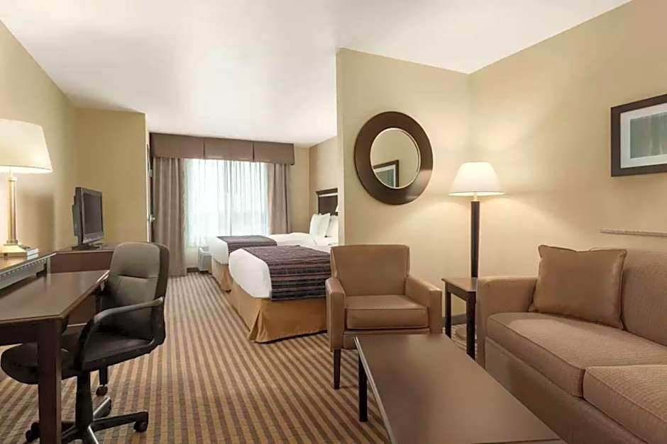 University Hotel Davis Area by IHG