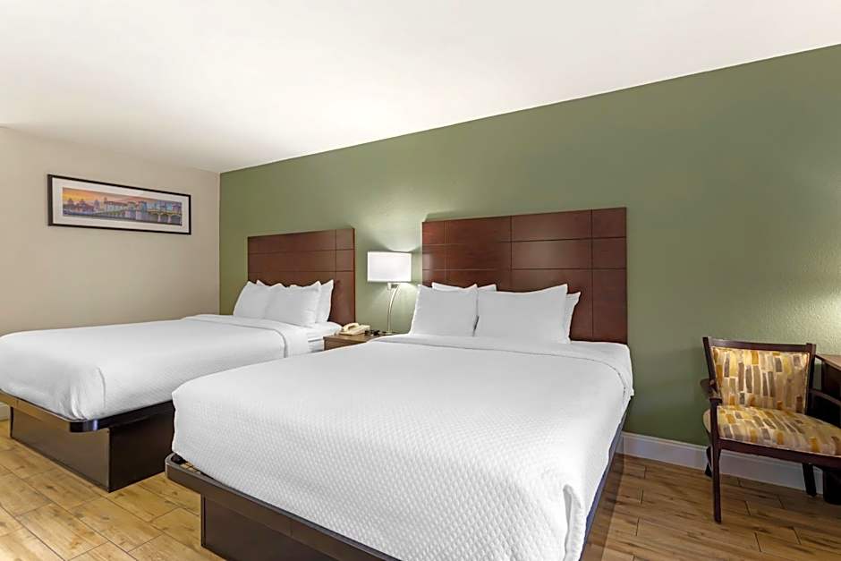 Quality Inn & Suites St Augustine Beach Area