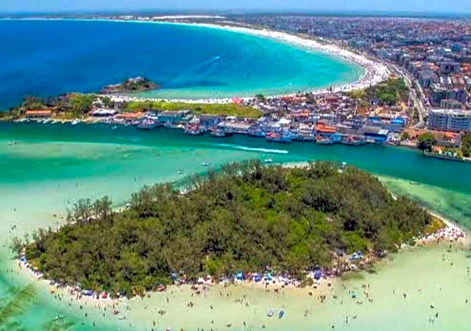 Casa Moderna na Praia do Peró