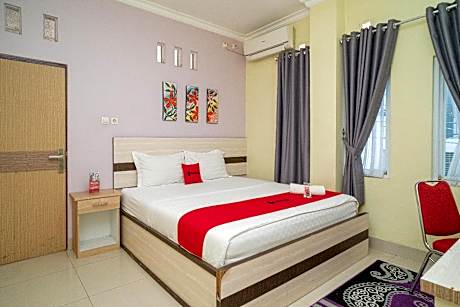 reddoorz syariah near lapangan dwiwarna barabai