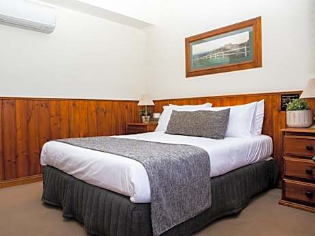 Standard Cozy Room