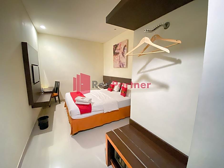 Hotel Alpha Makassar RedPartner – Makassar, CA