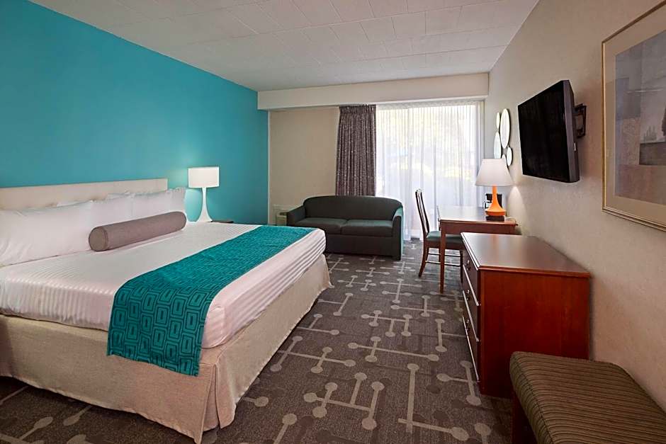 Howard Johnson Hotel by Wyndham Toms River