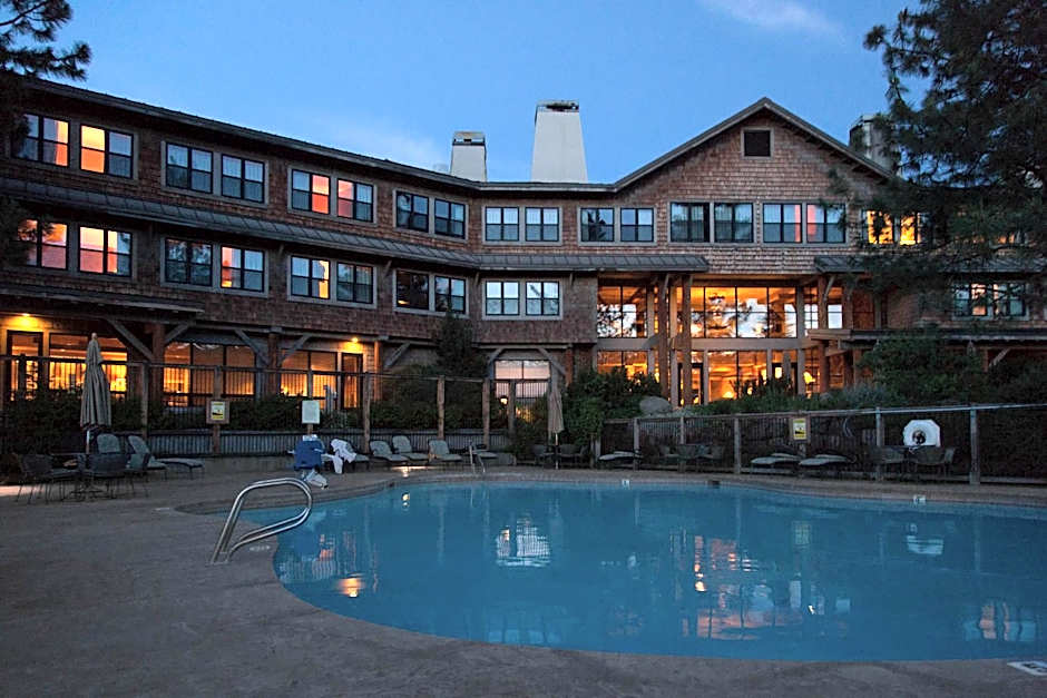 Sun Mountain Lodge
