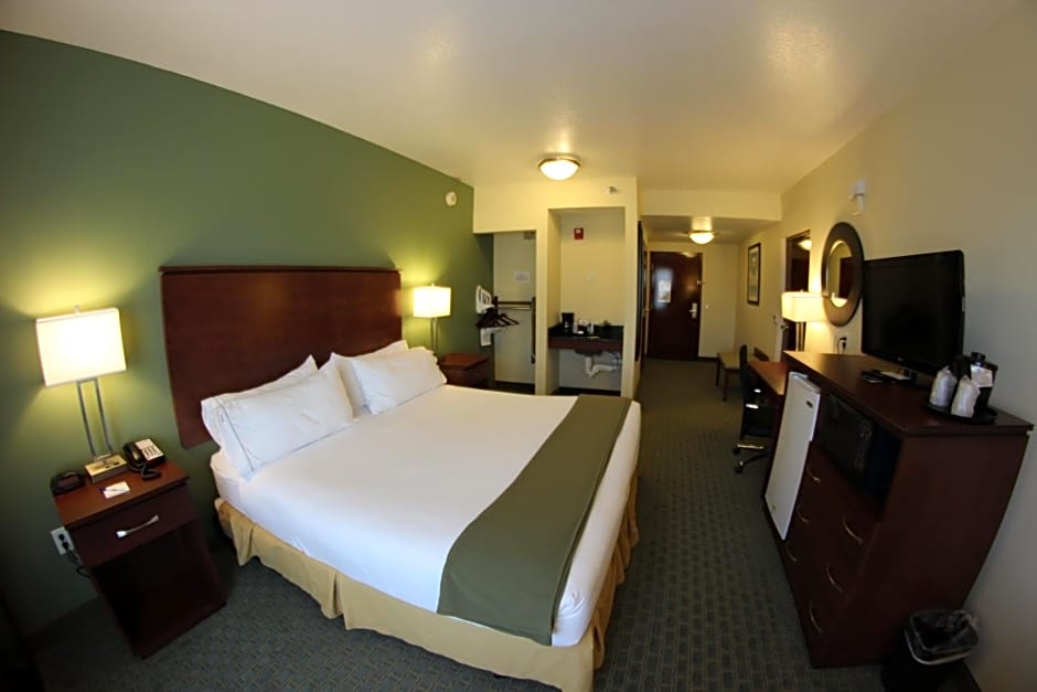 Holiday Inn Express Hotel & Suites Cocoa By IHG