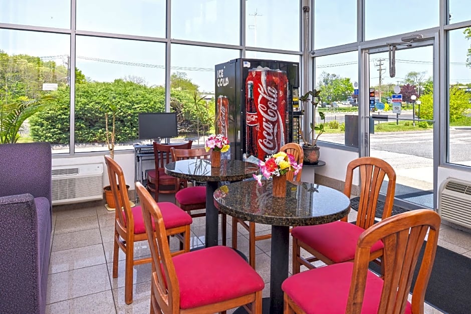 Americas Best Value Inn Smithtown/Long Island
