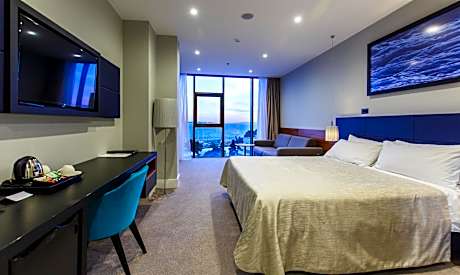 Deluxe Double Room Sea Side