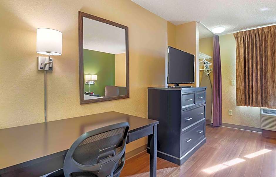 Extended Stay America Suites - Palm Springs - Airport