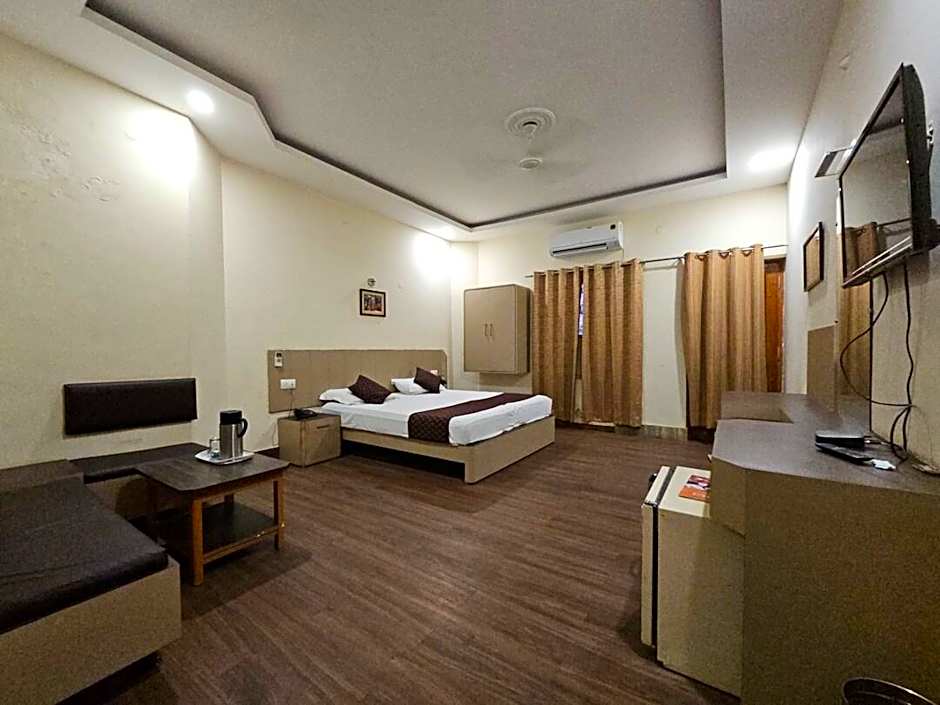 Hotel Padmini International