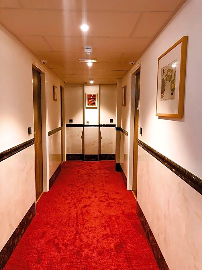 Chassé Hotel Residency