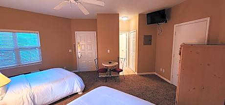 Deluxe Double Studio