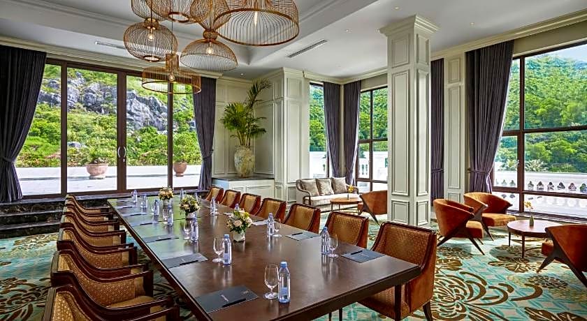 Hôtel Perle d'Orient Cat Ba - MGallery