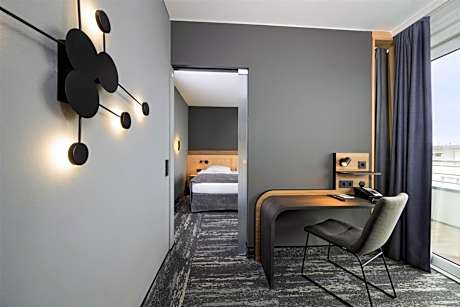 King Suite with Balcony - Top Floor/Non-Smoking