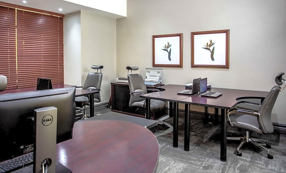 Southern Sun Ridgeway