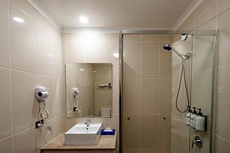 Deluxe Two-Bedroom Suite