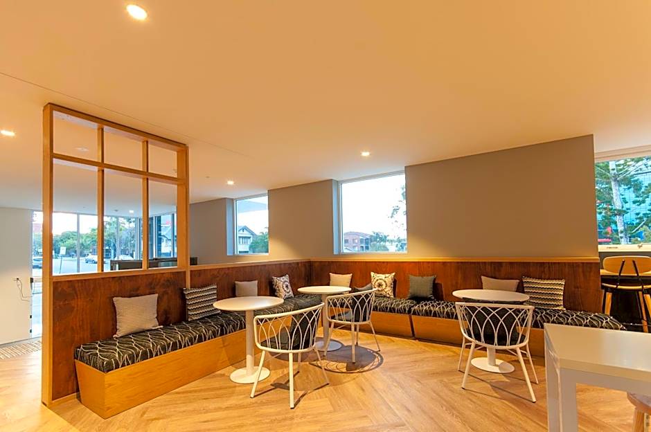 Woodroffe Hotel
