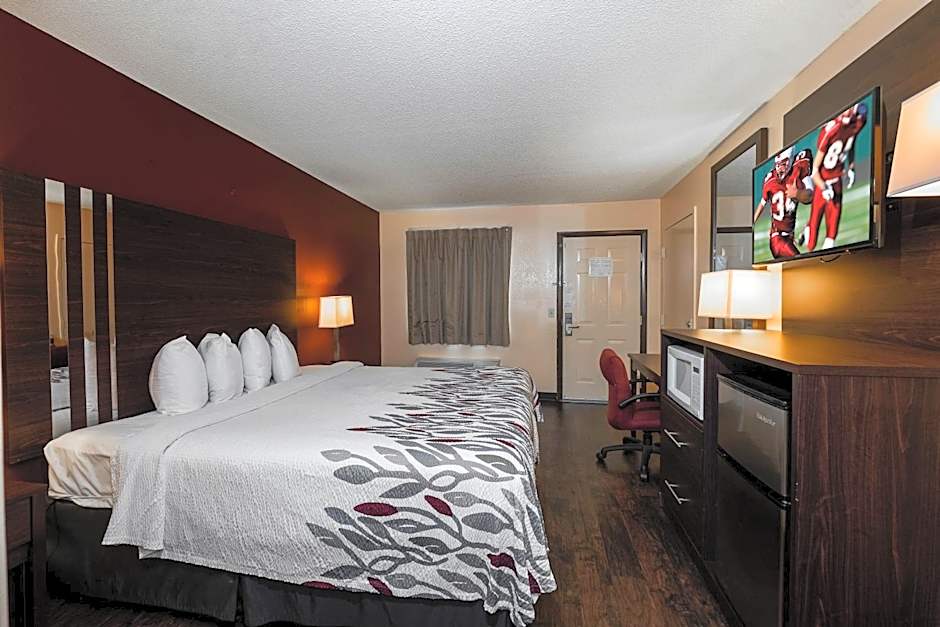 Red Roof Inn Valdosta - University