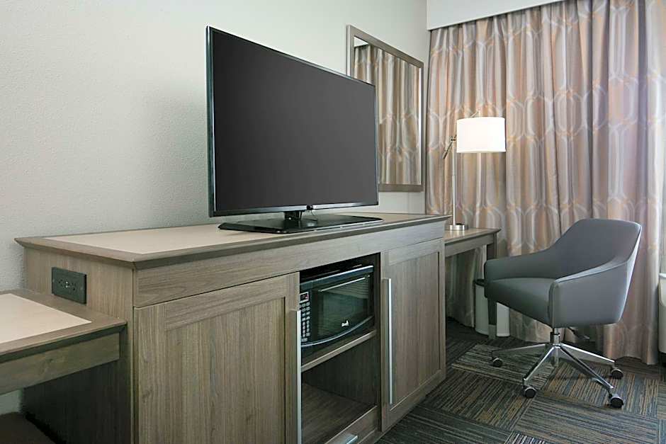Hampton Inn By Hilton & Suites Mason City