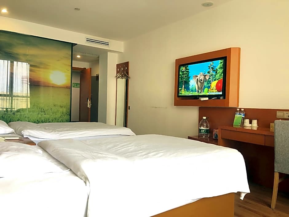 Vatica Hotel Fuyang Linquan Tenghui International City Branch