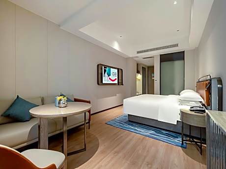 Comfort King Room