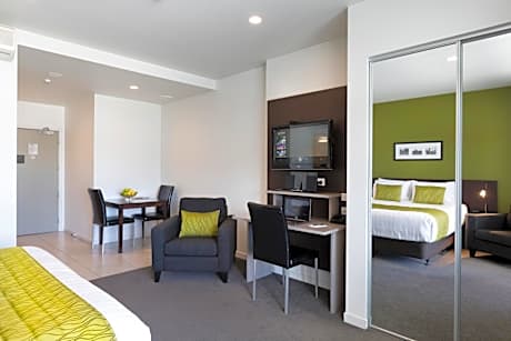 Executive Studio [Adults only]