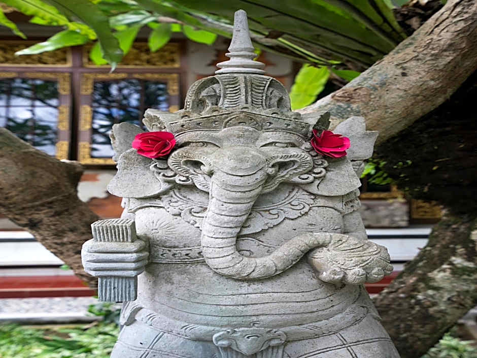 Nuaja Balinese Guest House 