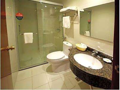 Business Queen Room B