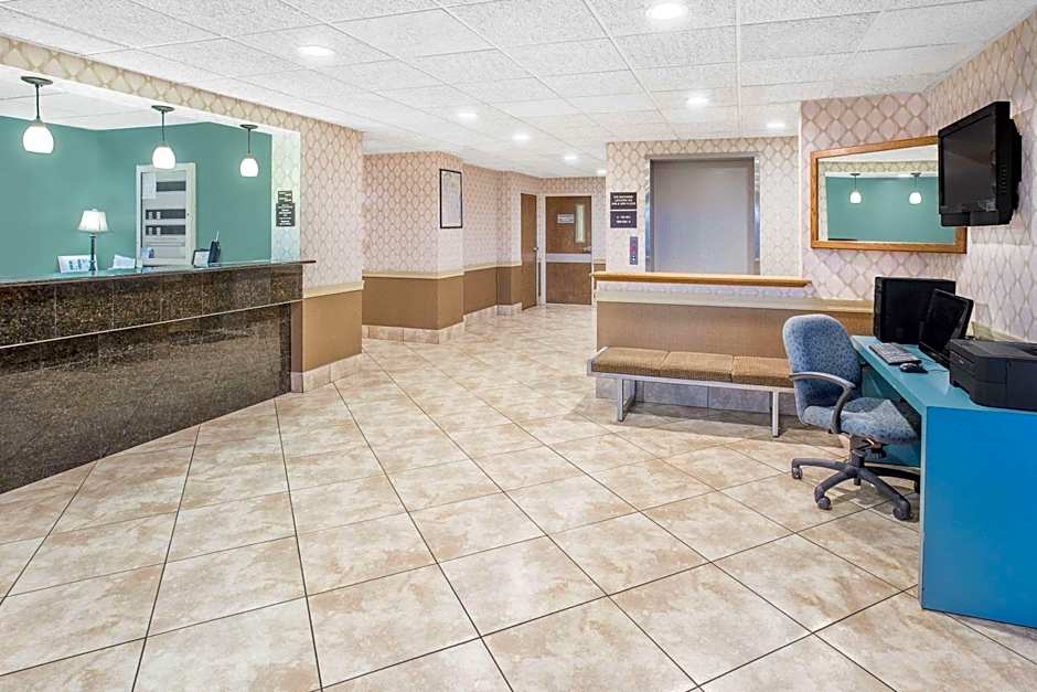 Baymont by Wyndham Janesville