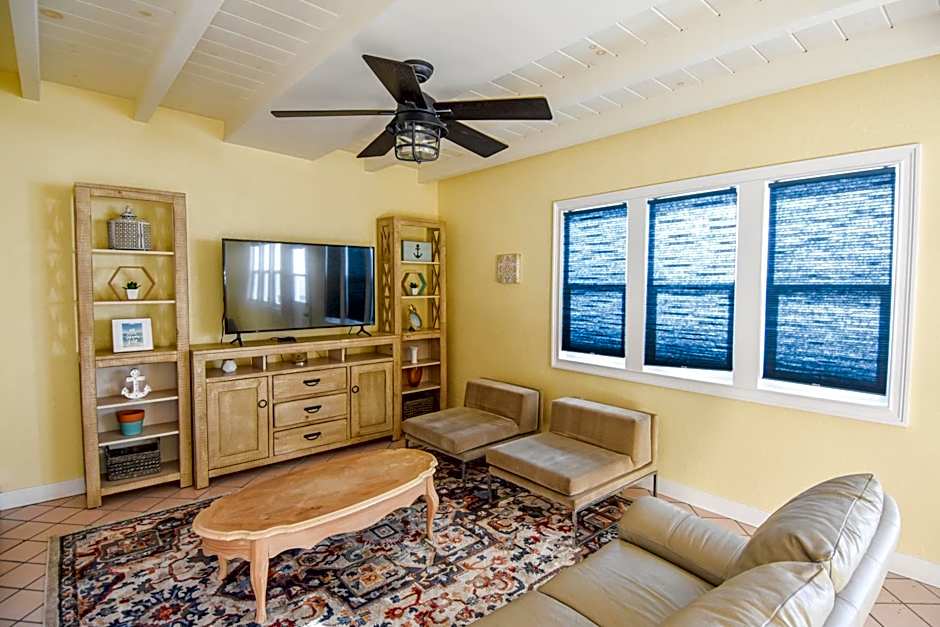 Quinta Pacifica Beachfront Villas