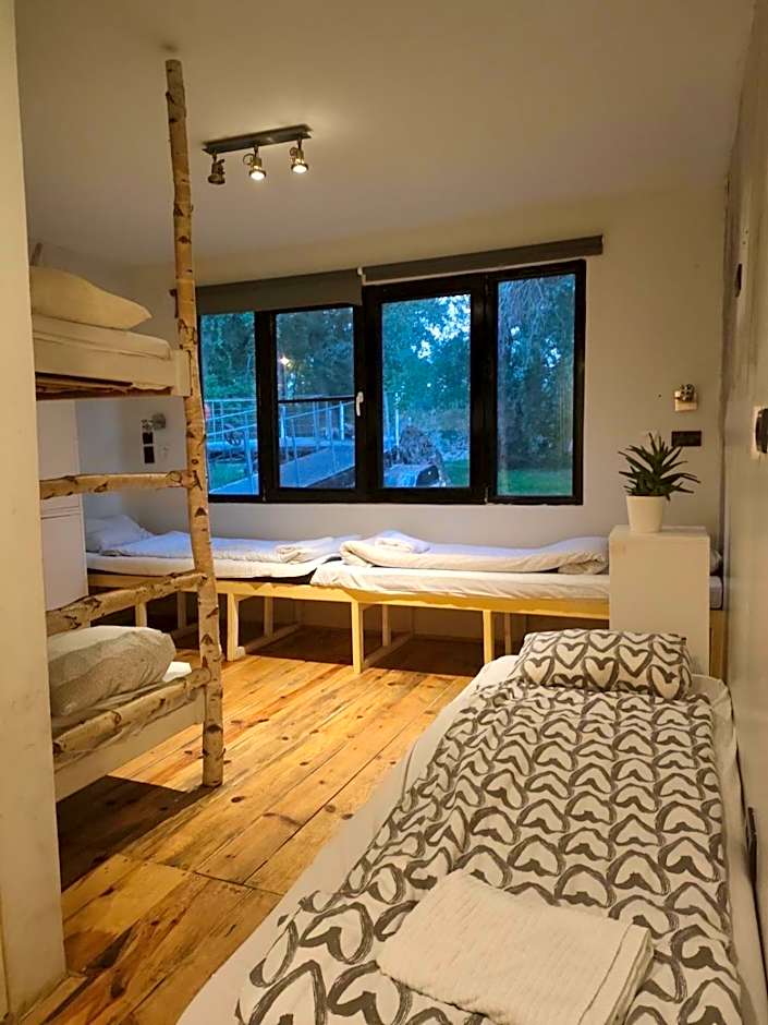 ArkaBarka Floating Hostel