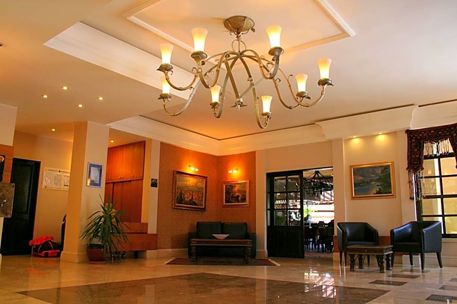Hisar Holiday Club