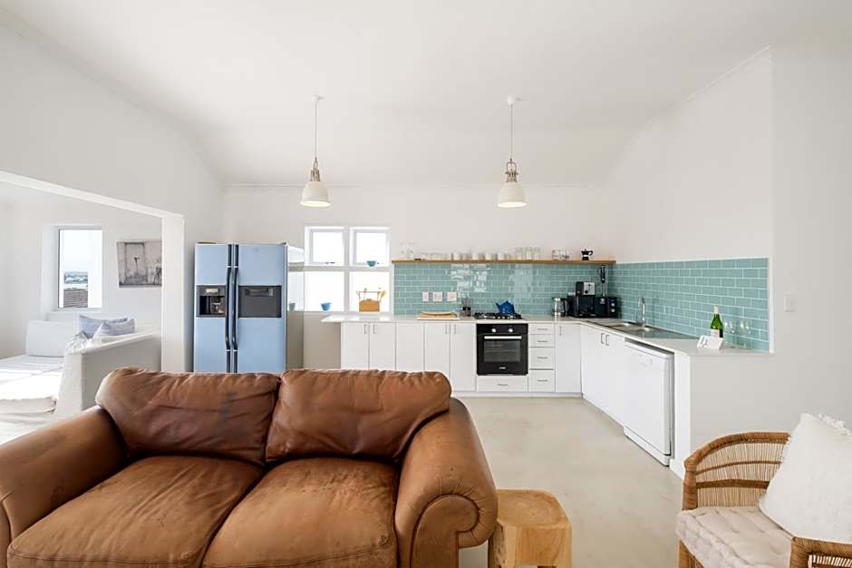 Lakeside Ocean Breeze