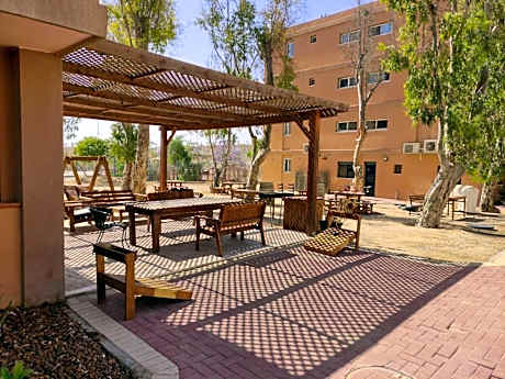 Hadass Desert Inn