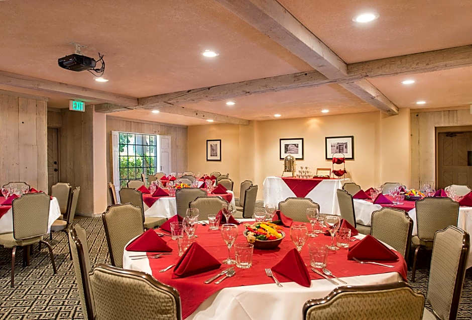 Inn Of The Governors