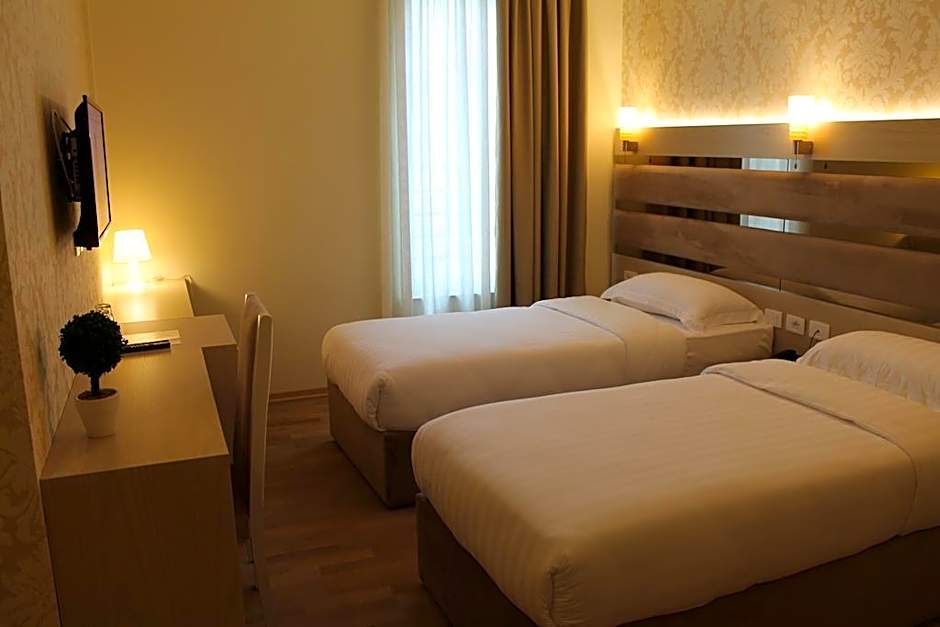 City Hotel Tirana