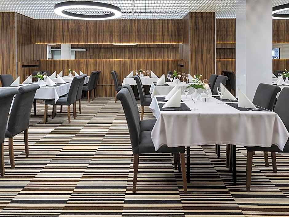 Diuna Beskidy Ustroń - dawny Kolejarz