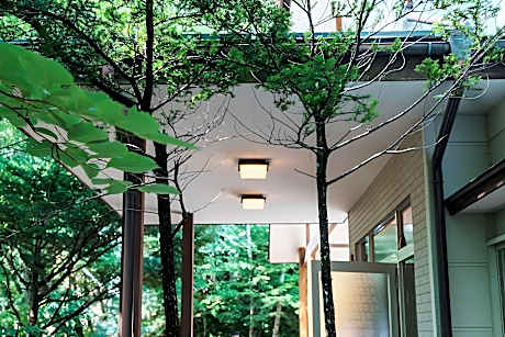 Yuyudo Karuizawa Mountain Villa