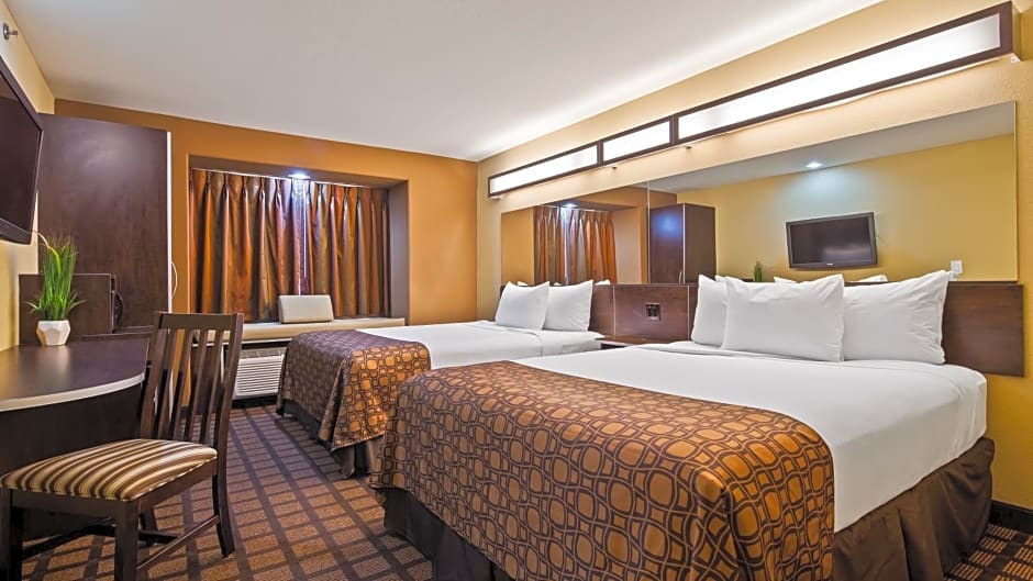 Microtel Inn & Suites by Wyndham Round Rock