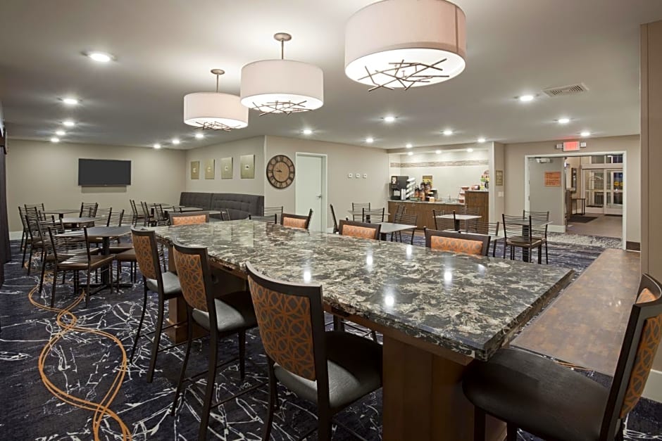 GrandStay Hotel & Suites - Morris