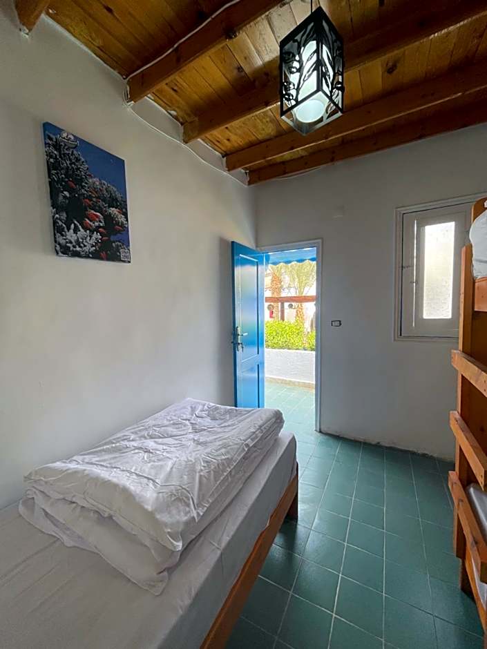 Auski Hostel Dahab
