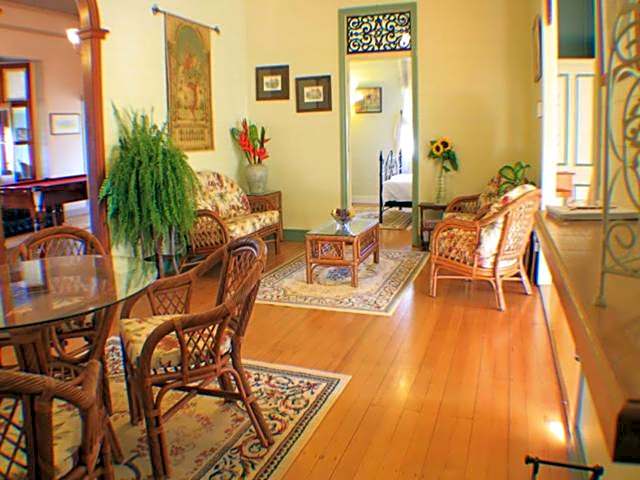 Classique Bed & Breakfast