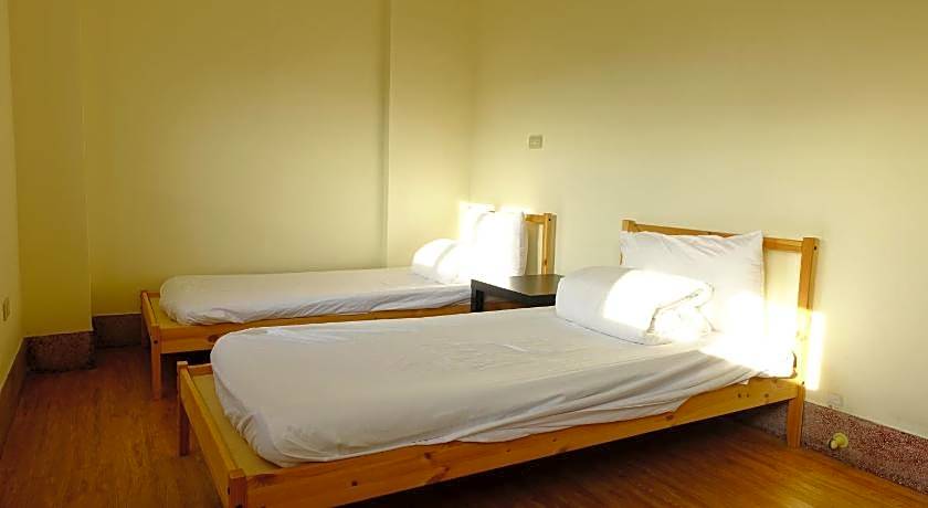 Chiayi Petite Hostel