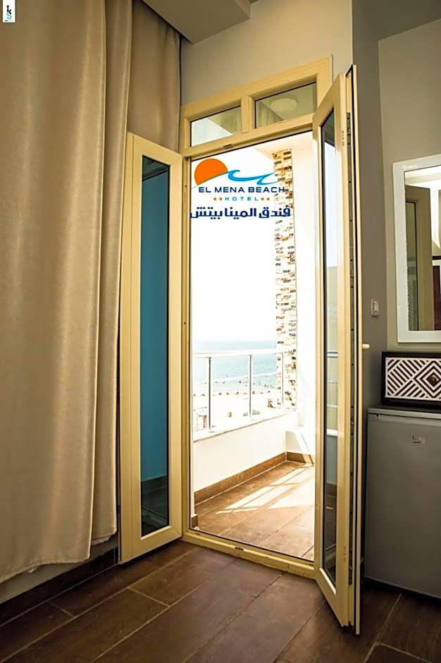 El Mena Beach