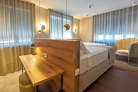 Deluxe Double Room with Sea View