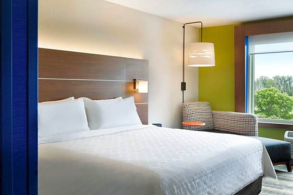 Holiday Inn Express Mccook By IHG